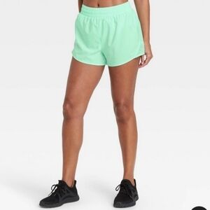 NWT All In Motion Seafoam Green Mid-Rise Run Short Women's XS Pockets Drawstring
